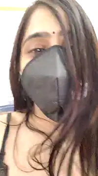 Snapshot of shreya1765 chatting on 01.05.25 shreya1765 online show from 01.05.25