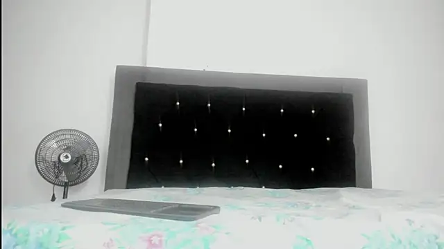 violetadumsper online show from 03.17.25