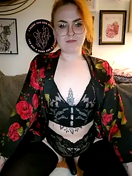 Snapshot of inky_ginge chatting on 04.25.26 inky ginge online show from 04.25.26