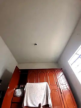 manterei2 online show from 09.14.25