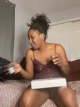 Yoshibaby2670 online show from 02.28.25