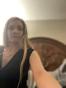 Kitty DaCocks online show from 04.29.26