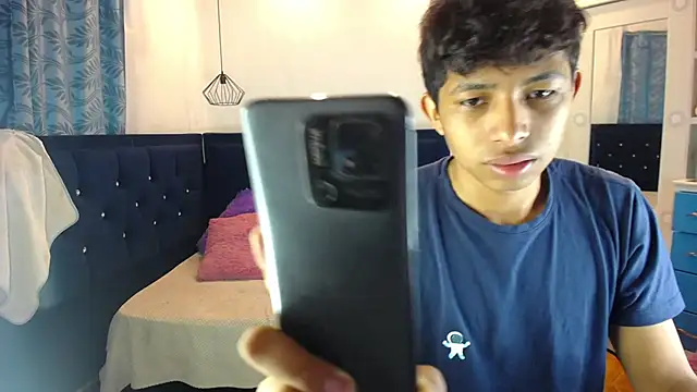 twinkmilk  online show from 03.10.25