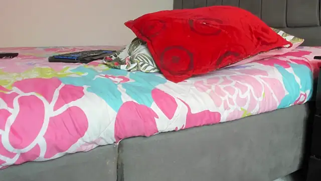 crazyangelita65 online show from 01.07.25