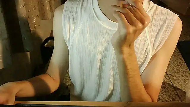 Snapshot of KYU890428 chatting on 10.19.25 KYU890428 online show from 10.19.25