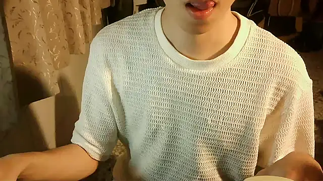 KYU890428 online show from 04.09.26