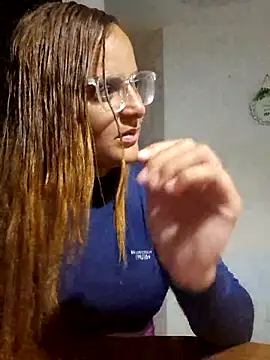 AliceRuivinha2 online show from 02.28.25