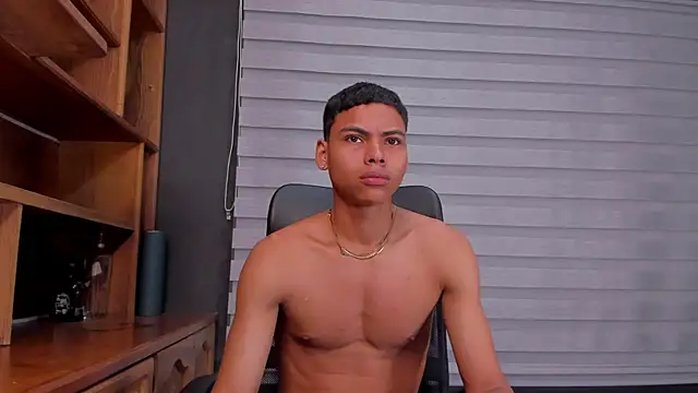 adam piarse01 online show from 03.19.25