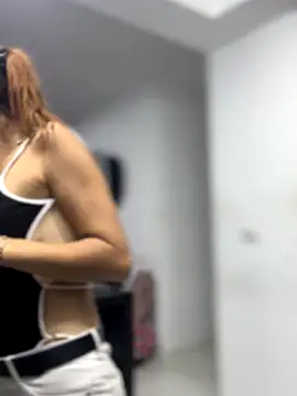 Samantha bigboobs online show from 10.02.25