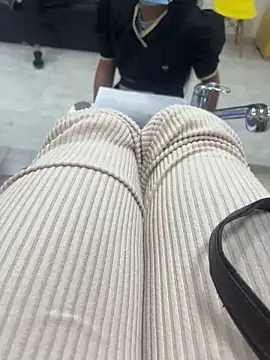 Samantha bigboobs online show from 10.30.25