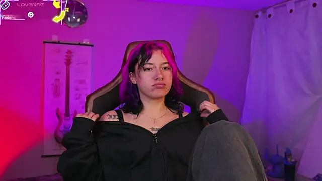  zephyr  online show from 10.02.25