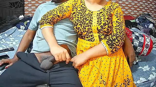 Hot Nila online show from 04.07.26