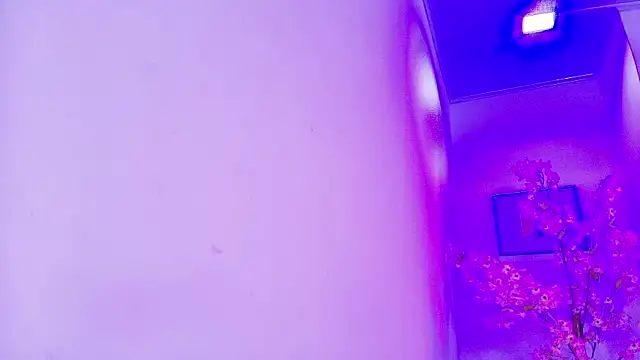 Snapshot of Arianna_sweeet chatting on 05.17.26 Arianna sweeet online show from 05.17.26