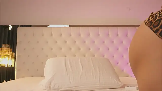 Snapshot of Dr_Barbie chatting on 01.10.26 Dr Barbie online show from 01.10.26