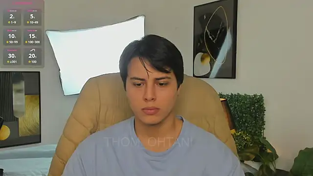 Snapshot of Thom_Ohtani chatting on 04.21.26 Thom Ohtani online show from 04.21.26