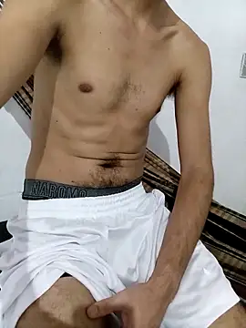 Snapshot of MagrinhoSaradoo chatting on 02.05.26 MagrinhoSaradoo online show from 02.05.26