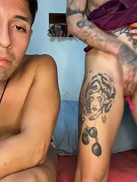 Snapshot of Izy_cute_ chatting on 03.22.25 Izy cute online show from 03.22.25