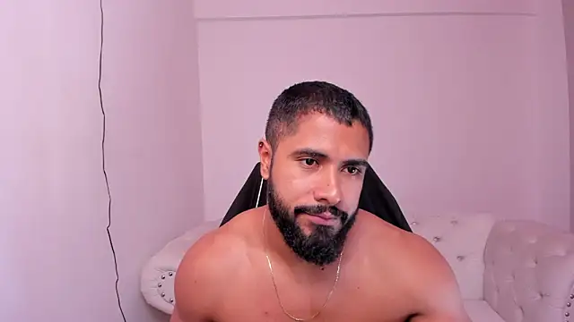 Santiago huntt online show from 02.26.25