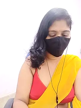 Snapshot of Lucky-Deepthi chatting on 10.13.25 Lucky-Deepthi online show from 10.13.25