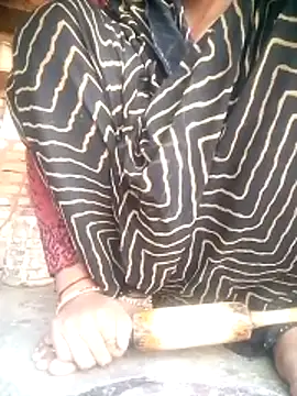 Amaya Bajwa online show from 11.21.25