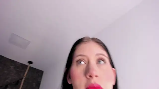 sara  jones gh online show from 02.19.26