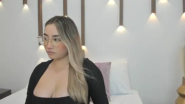 antonella cutie  online show from 02.10.25