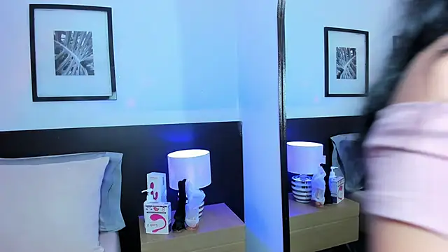 Snapshot of vi_anaya chatting on 03.04.26 vi anaya online show from 03.04.26