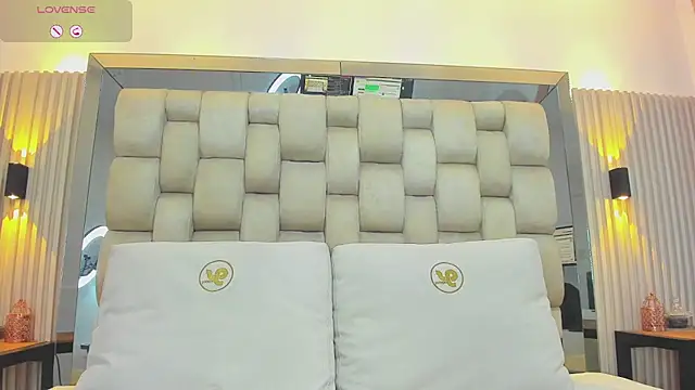 Snapshot of ashlyn_parker chatting on 02.28.25 ashlyn parker online show from 02.28.25