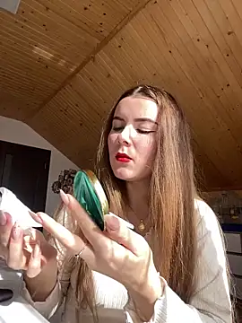 mewKate online show from 03.09.25