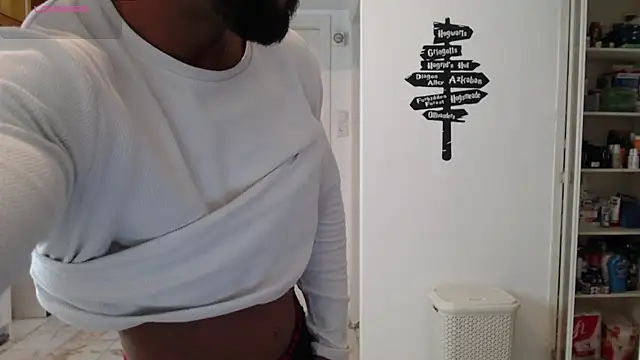 Snapshot of todddantes25 chatting on 03.07.25 todddantes25 online show from 03.07.25