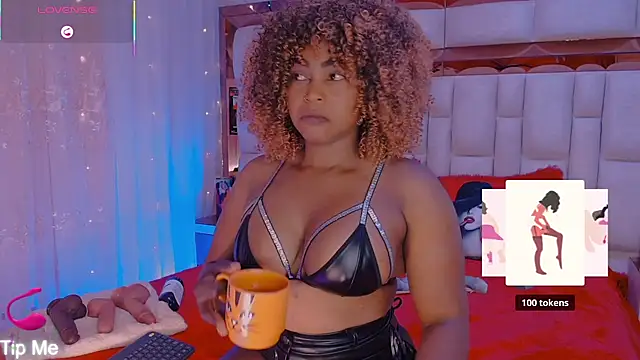 Snapshot of Aliana_Ross chatting on 03.03.26 Aliana Ross online show from 03.03.26