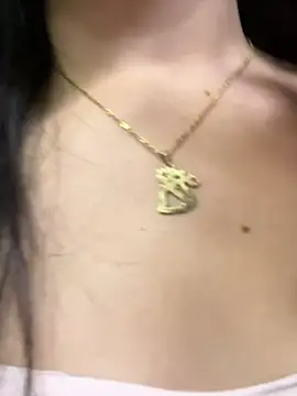 the queen of street online show from 02.12.25