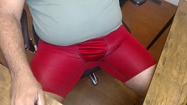 Snapshot of marcof8in chatting on 10.28.25 marcof8in online show from 10.28.25