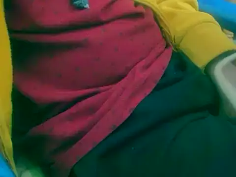 Snapshot of chandni89 chatting on 01.18.25 chandni89 online show from 01.18.25