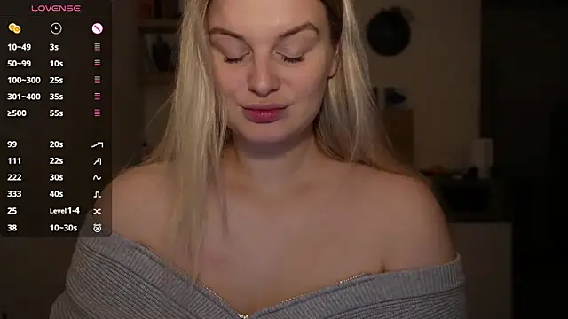 Snapshot of shiny_bunnyyy chatting on 01.13.25 shiny bunnyyy online show from 01.13.25