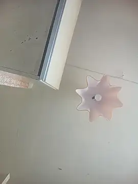 Lauren Amabel online show from 04.14.26