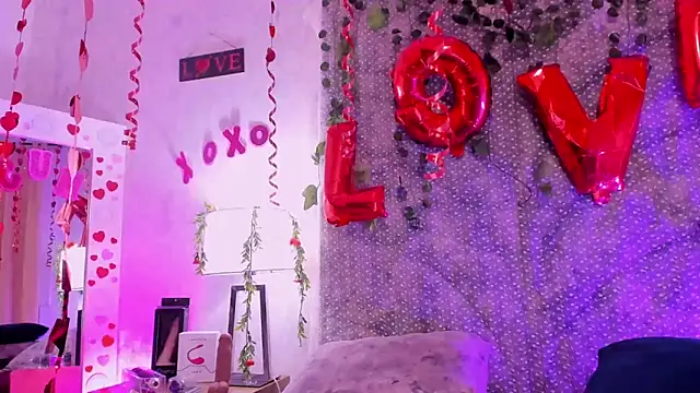 VeronicaOlson  online show from 02.14.25