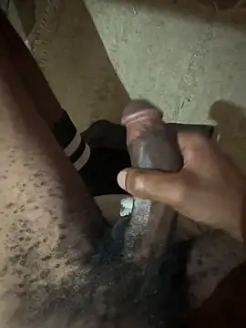 Snapshot of triplebeast chatting on 02.14.26 triplebeast online show from 02.14.26