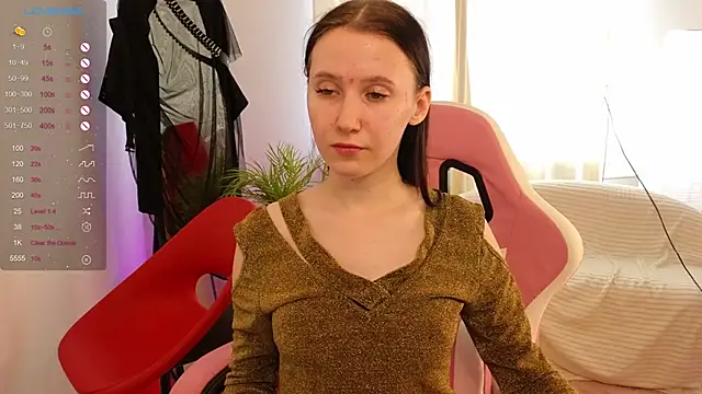 mon lola online show from 02.22.25