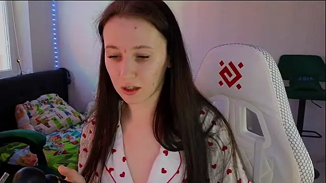 mon lola online show from 03.14.25