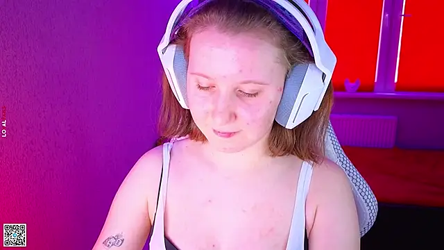 mon lola online show from 11.19.25