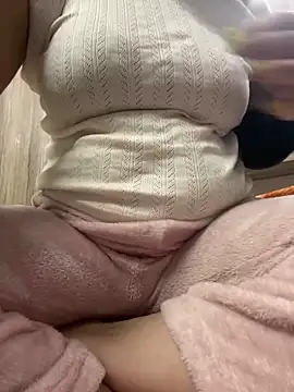 Red-Magic-25 online show from 02.04.25