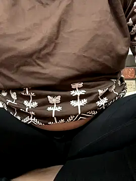 Red-Magic-25 online show from 11.20.25