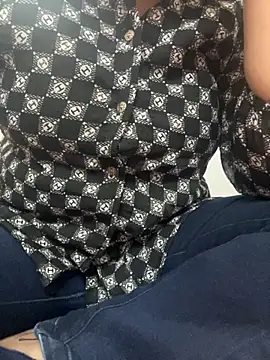 Red-Magic-25 online show from 11.22.25