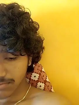 Snapshot of CosmicEmuu chatting on 01.19.25 CosmicEmuu online show from 01.19.25