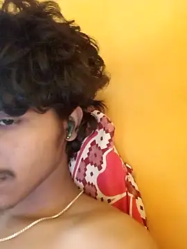 Snapshot of CosmicEmuu chatting on 01.23.25 CosmicEmuu online show from 01.23.25