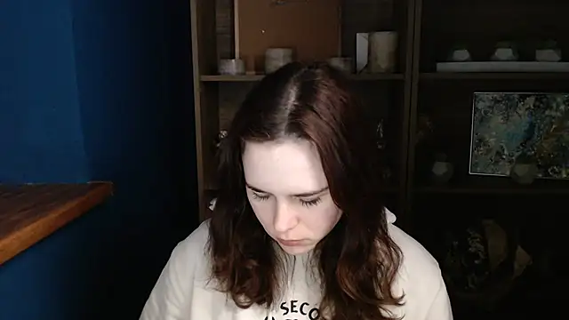 Snapshot of mini_girly chatting on 02.21.25 mini girly online show from 02.21.25