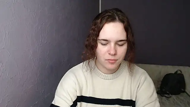 Snapshot of mini_girly chatting on 02.26.25 mini girly online show from 02.26.25