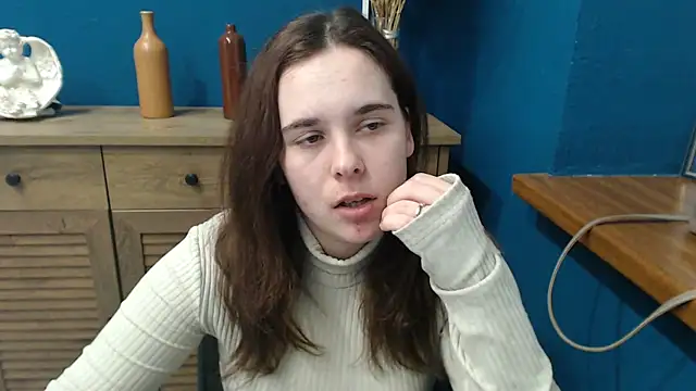 Snapshot of mini_girly chatting on 03.21.25 mini girly online show from 03.21.25