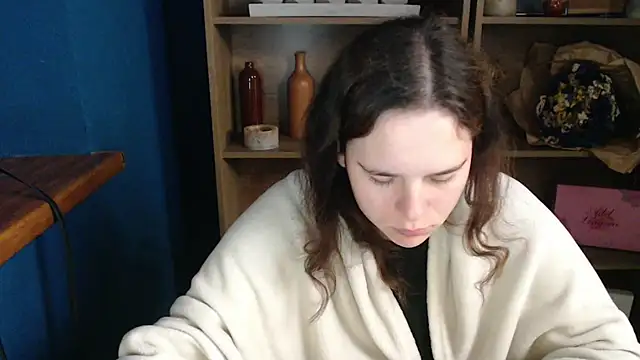 Snapshot of mini_girly chatting on 10.01.25 mini girly online show from 10.01.25